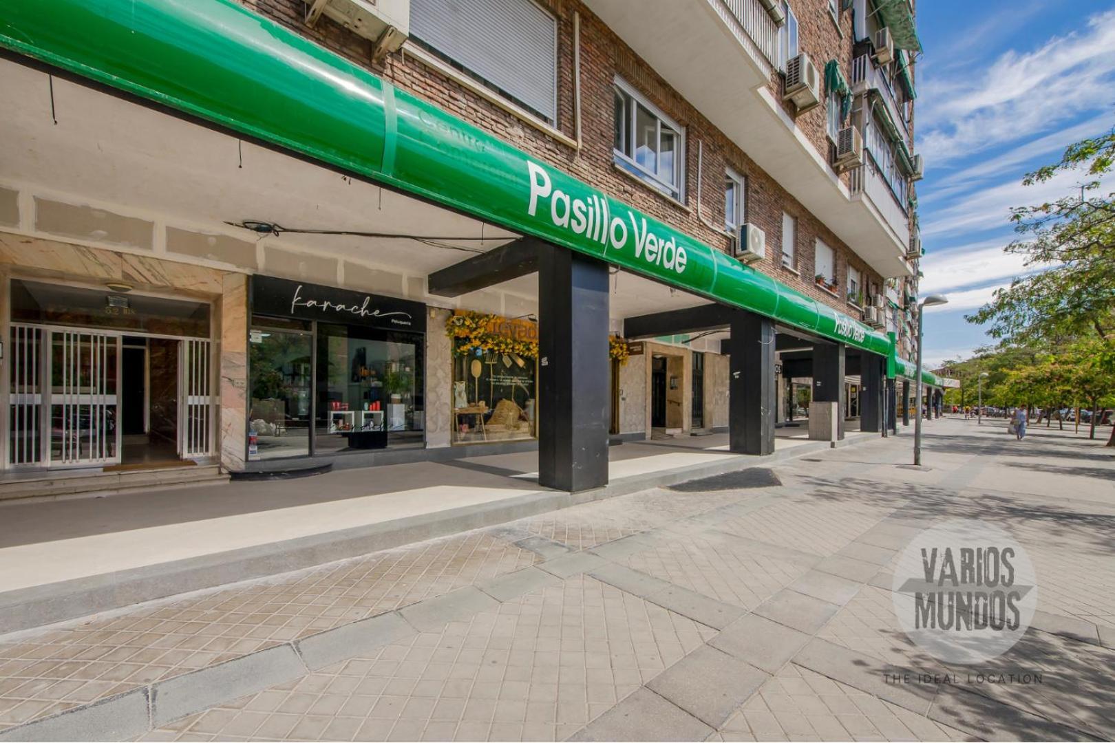 Madrid Con Parking Para 4, Vive La Latina — Fotos 3